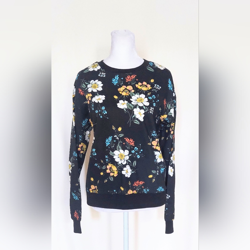 Divided by H&M Long Sleeve Top Shirt Size XS Black Floral